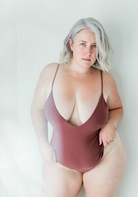 Platinum Silver model kunst galerien