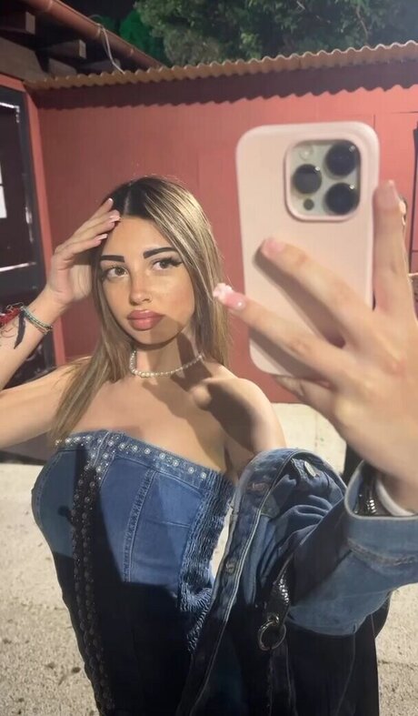 Luna Bufo nackt hd bilder