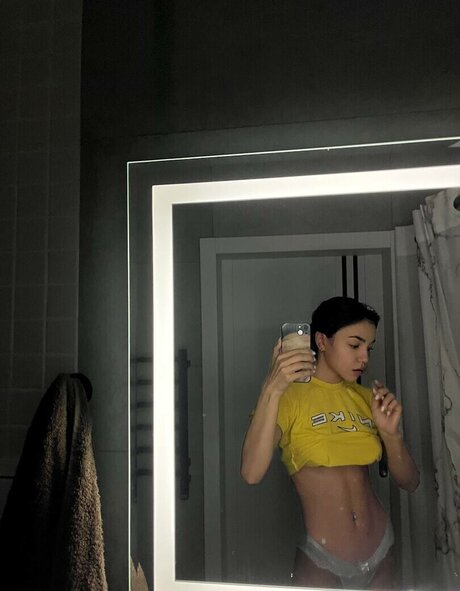 Yashankulova top galerien