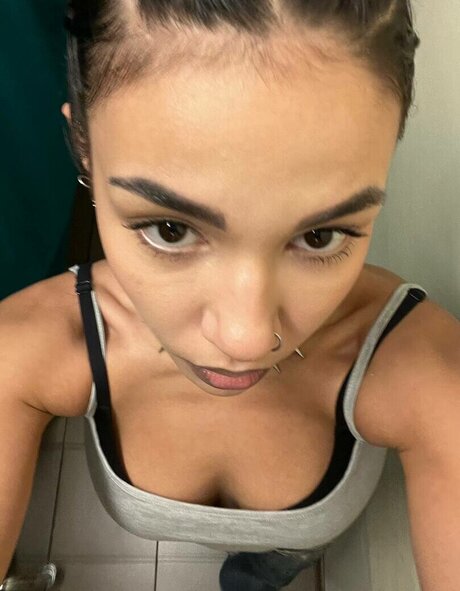 Yashankulova schöne beste foto