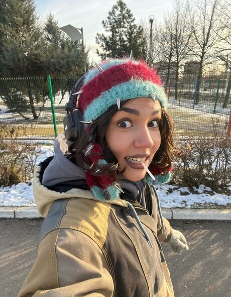 Yashankulova heiße nackt galerie