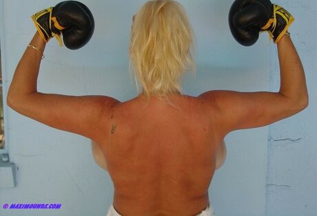 heißeste mädchen onlyfans kunst perfekte bilder