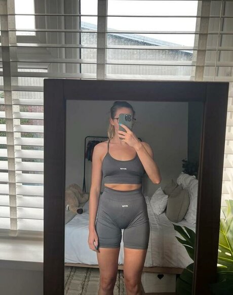 unterwürfige onlyfans heiße bilder