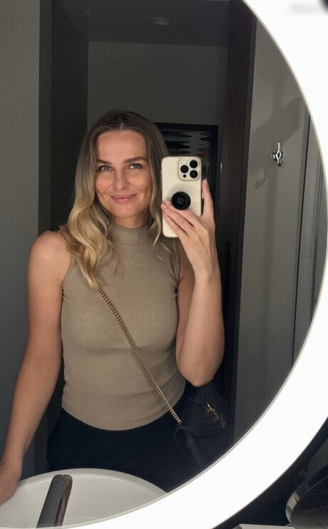 bondage-bunny-onlyfans erwachsene hd foto