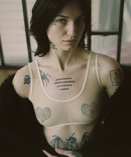 Ameliarrose Lilymilso Missmilso hd nackt archiv