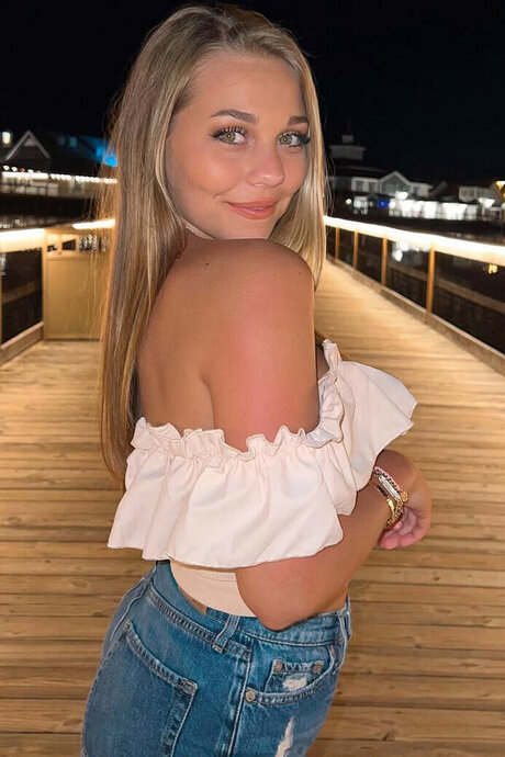 Llyssa Nichole schöne xxx galerie