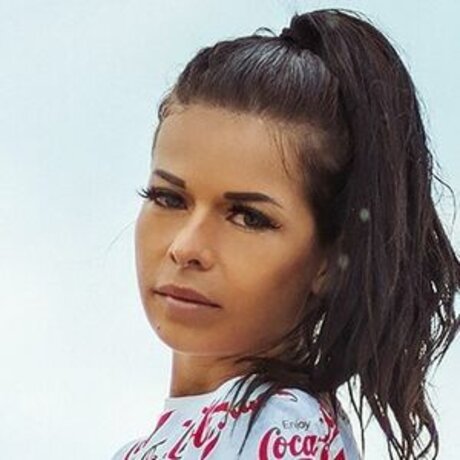 weibliche beliebte onlyfans kunst nackten bilder