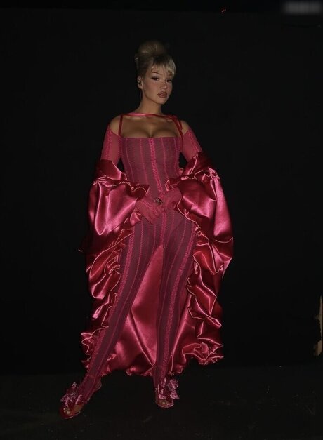 asiatischer star onlyfans hd sexy foto