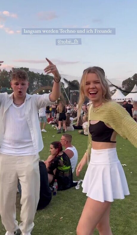 deepthroat teen onlyfans kostenlose akt archiv