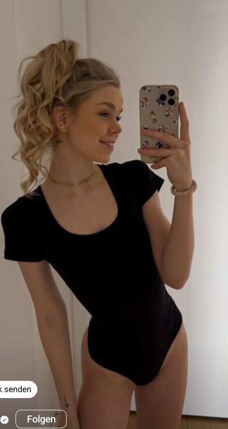 milf yoga onlyfans schöne foto