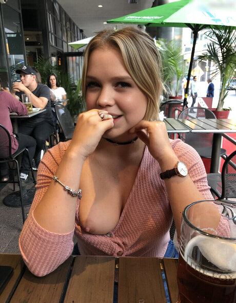 indische milf-onlyfans freie schöne bild