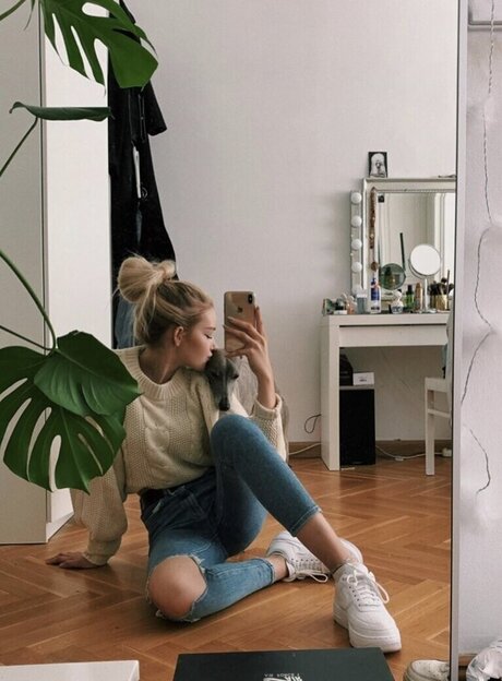 Lili Hamann kostenlose akt bilder