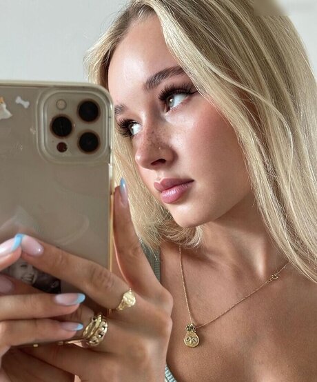 Lili Hamann erotische xxx galerie