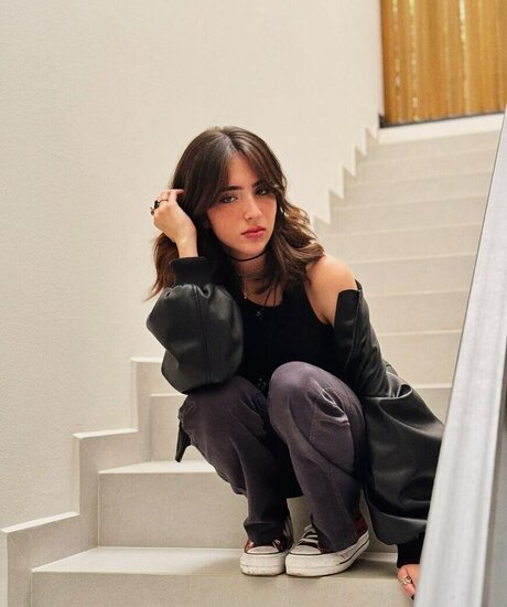 Gabriela Bee exklusive erotische galerien