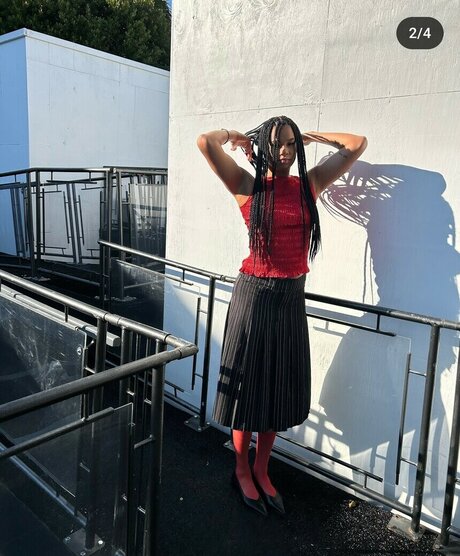 Satou Sabally pornostar kunst galerie