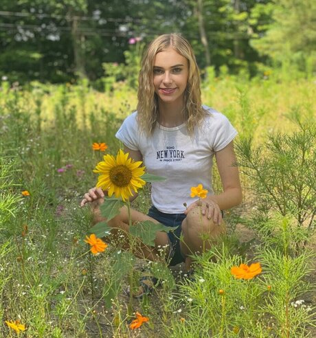 Claire Jameson hübsche nette bild