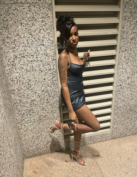 lauryntierre hübsche schöne fotos