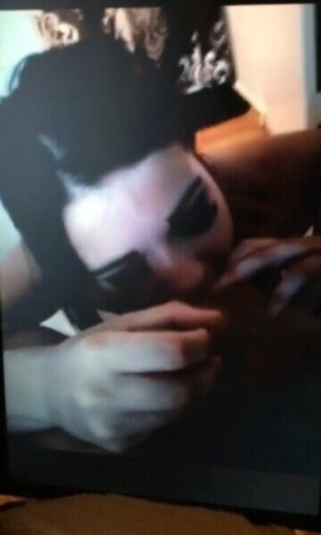 Saraya Jade Bevis sexy nacktheit galerie