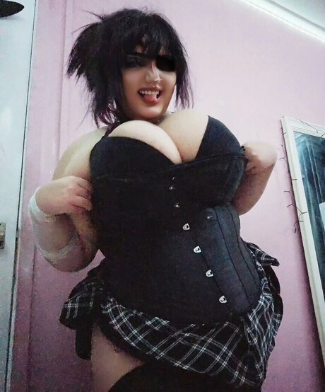 Bigtiddyash model sexy archiv