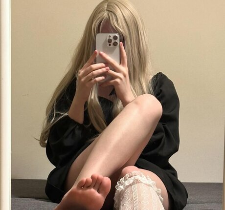 Lolo4ka nackt nette bild