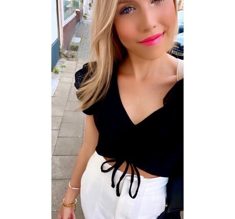 Lea sunshineee ms_ xxx porno bild