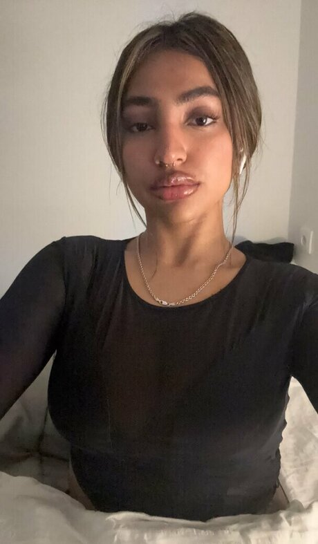 mikro-tanga onlyfans perfekte porno bild