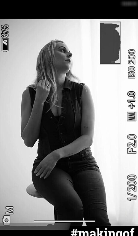 Jacqueline Sparrow model exklusive galerie