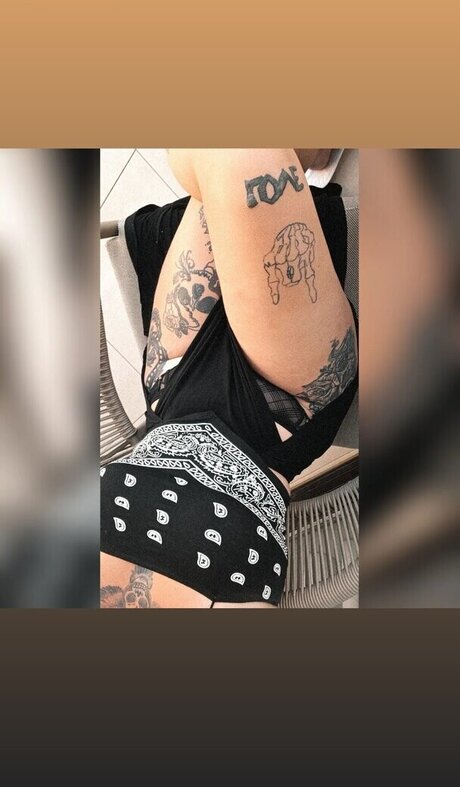 xlenaa official Bilder