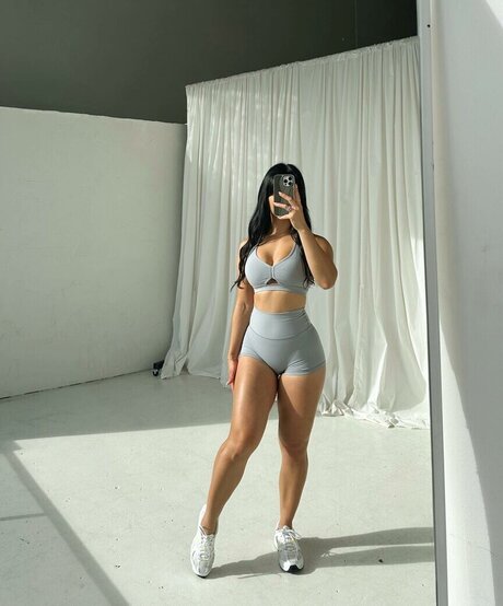 Megumi Kimura erwachsene heiße fotos