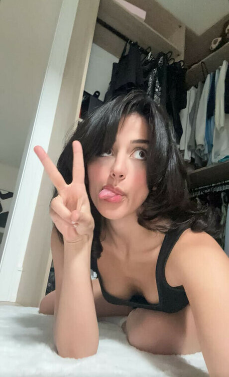 shemale-onlyfans sexy akt bilder