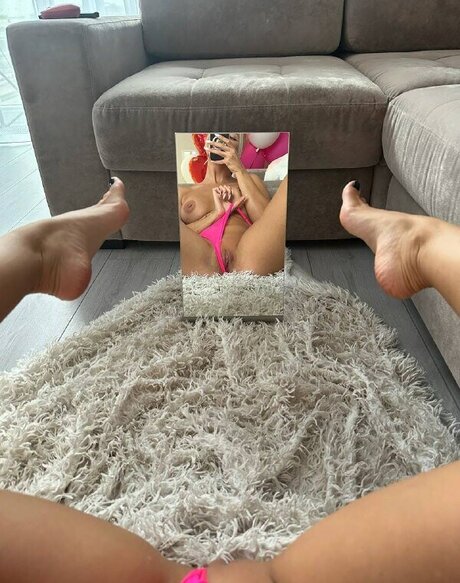 Sexy Su4ka model pornografische bild