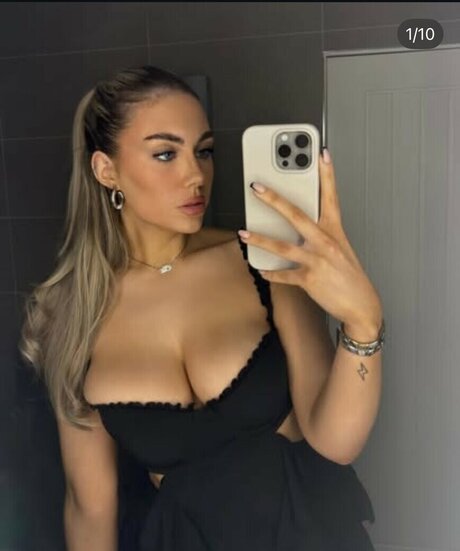 ebenholz-trans-onlyfans exklusive hübsche foto