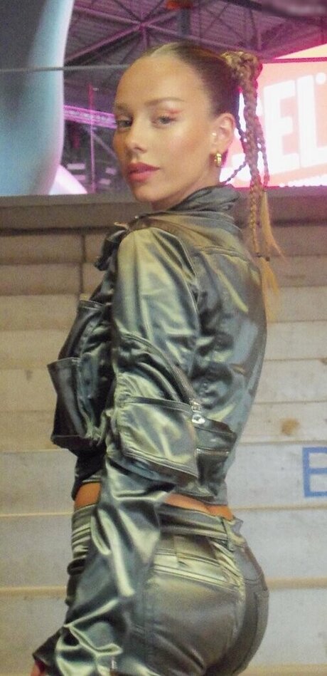 ebenholz-trans-onlyfans exklusive hd bilder