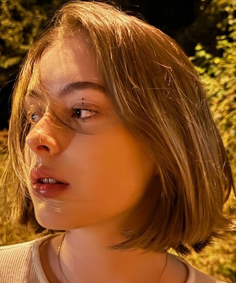 Polina Karpenko kunst porno galerien