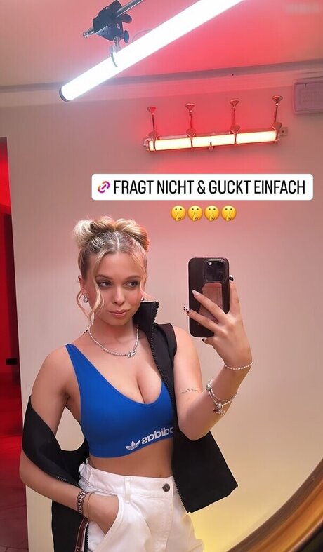 shemale sperma im mund onlyfans hd erwachsene foto