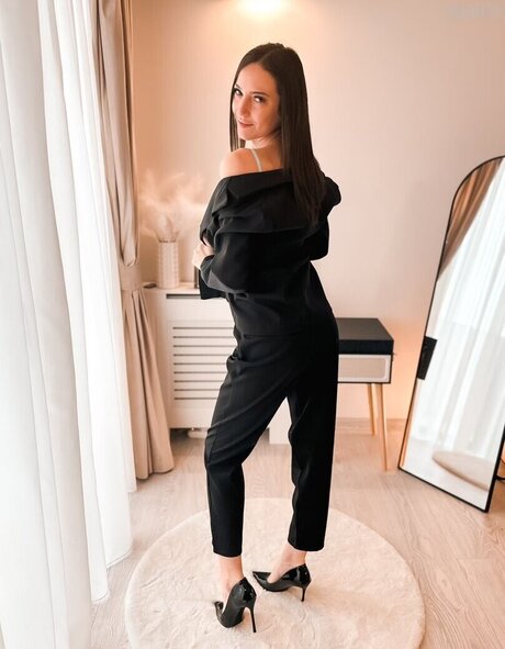 blonde gangbang-onlyfans top hd bild