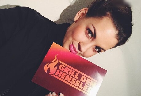 Anna Lea Mende pornostar sexy bild