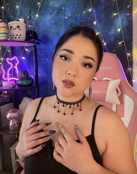 pool-dreier onlyfans exklusive kunst foto