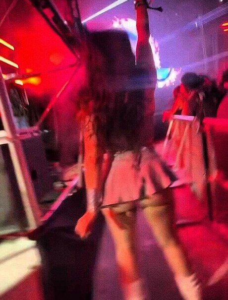 Wavy Brin heiße sexy fotos