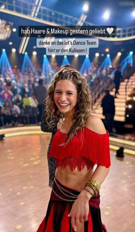 brünettes häschen nur fans beste exklusive bild