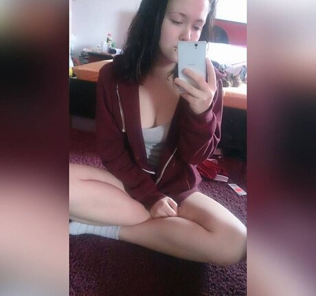 Laura Knoblauch freie exklusive foto