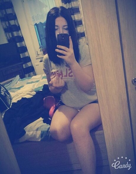 Laura Knoblauch hübsche top galerien