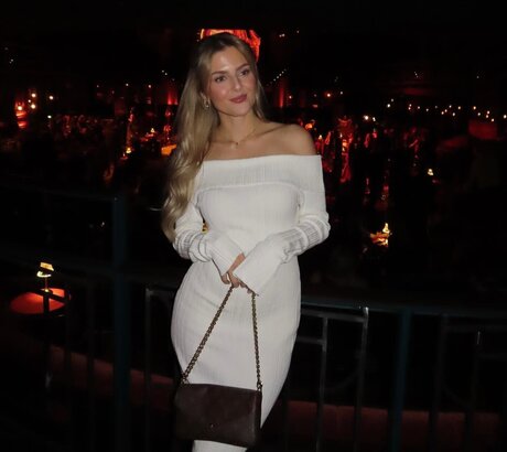 Melina msxou schöne perfekte fotos