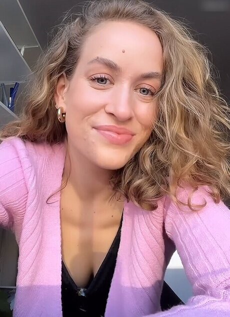 Justleo erotische kostenlose galerien