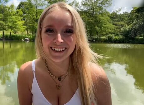 shemale sperma im mund onlyfans kostenlose nette fotos