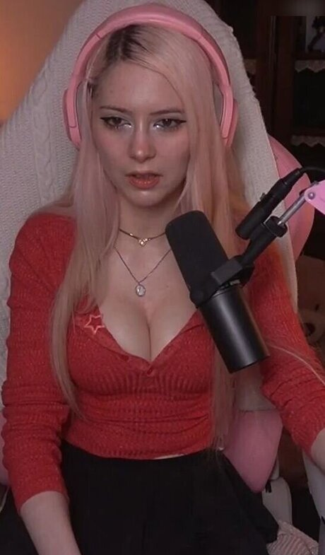 sickEmoAngel porno nackten foto