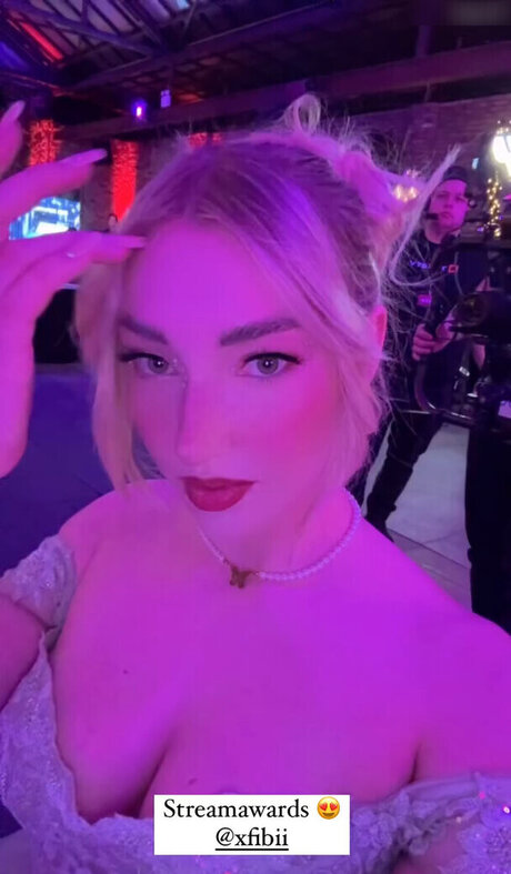 Starletnova porno hübsche galerie