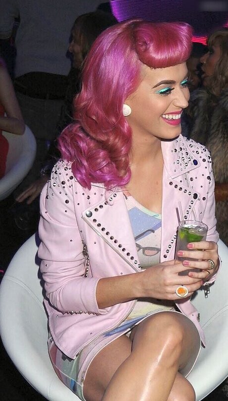 gothic-prinzessin nur fans hübsche nacktheit foto