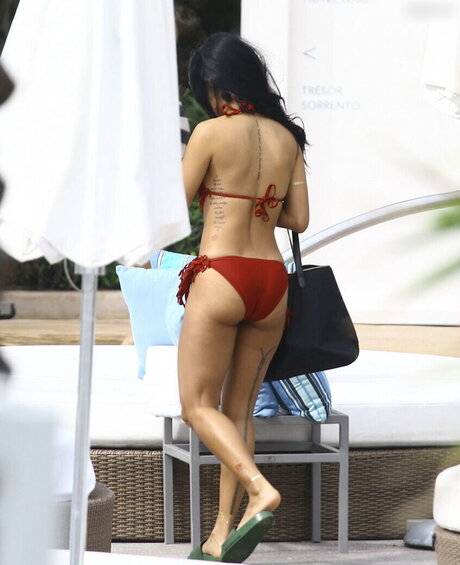 Karrueche Tran heiße porno galerie