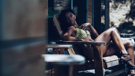 Karrueche Tran exklusive nacktheit fotos